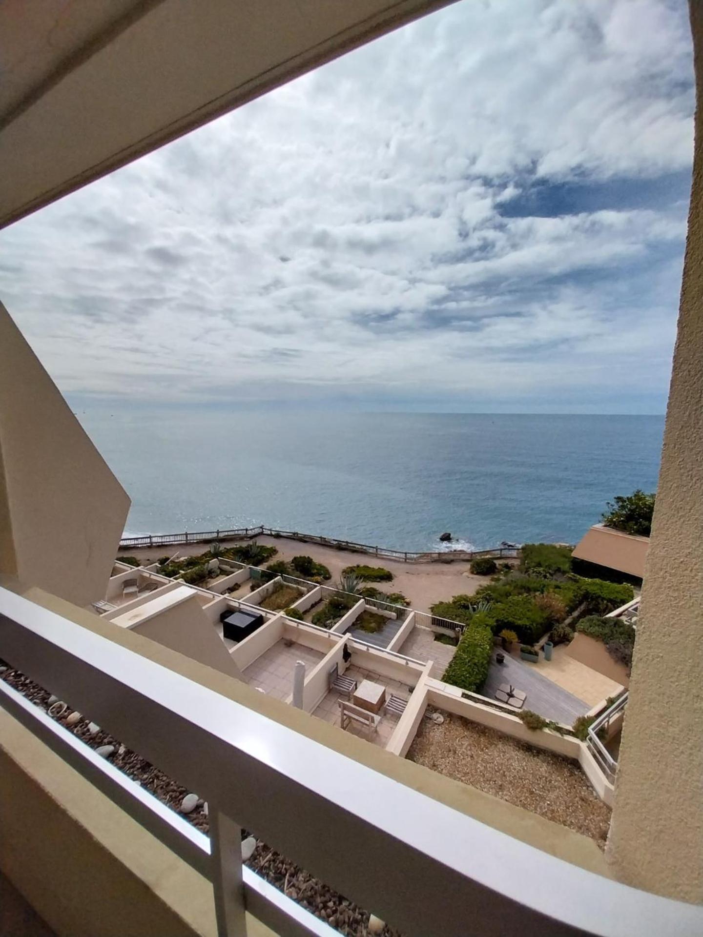 Front De Mer 2 Chambres Parking Quartier Corniche Sete Exterior photo